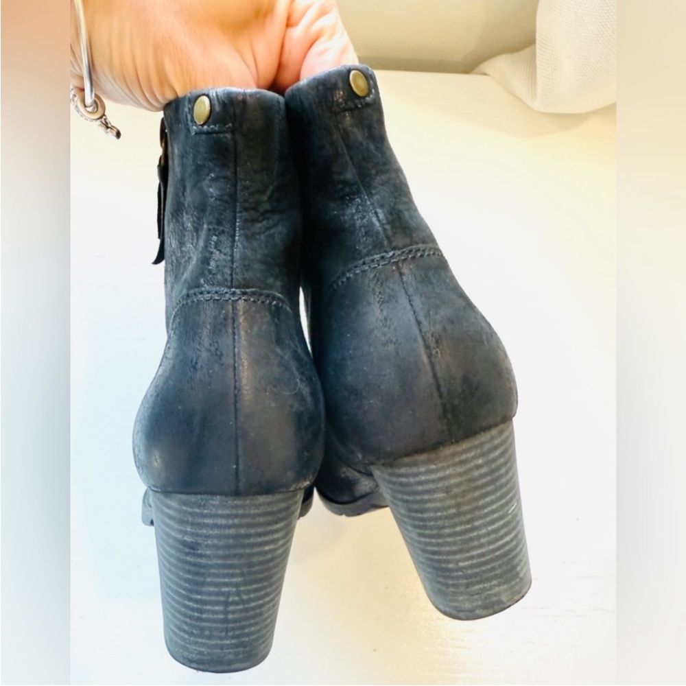 Clarks Womens Indigo Mission Alfa Black Leather Ankle Bootie 3" Heel Zipper 11 - Picture 4 of 11